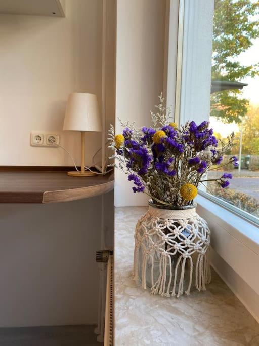 Country Style Apartment With Balcony Near Fair Hannover Exterior photo