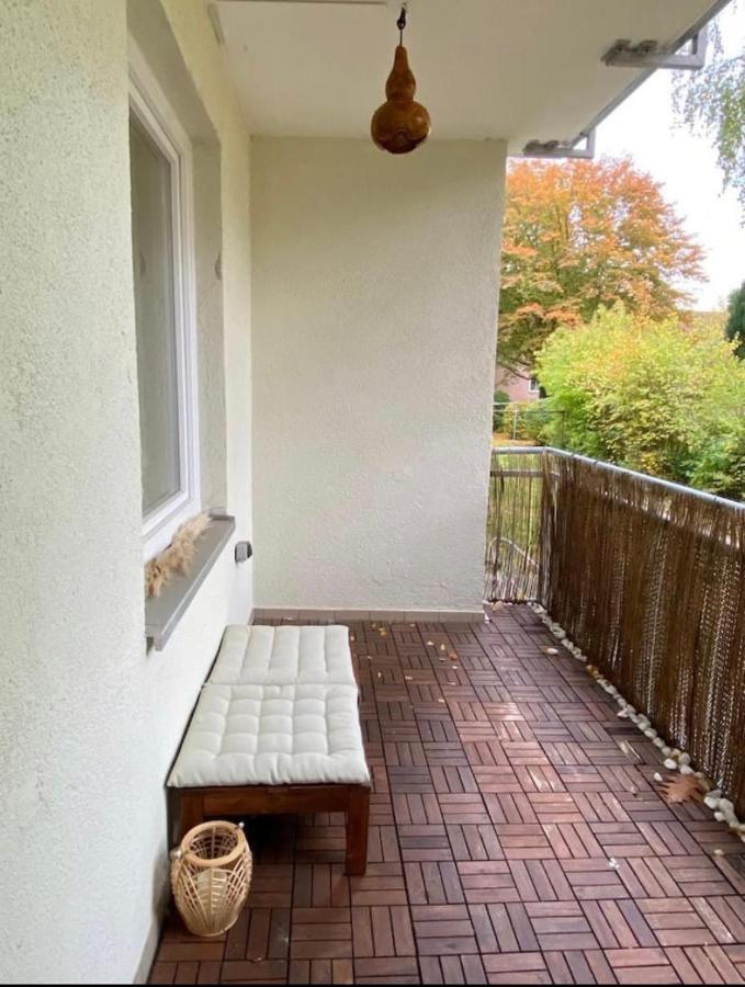 Country Style Apartment With Balcony Near Fair Hannover Exterior photo