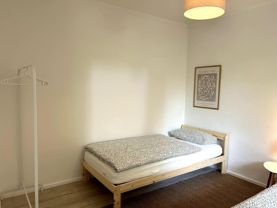 Country Style Apartment With Balcony Near Fair Hannover Exterior photo